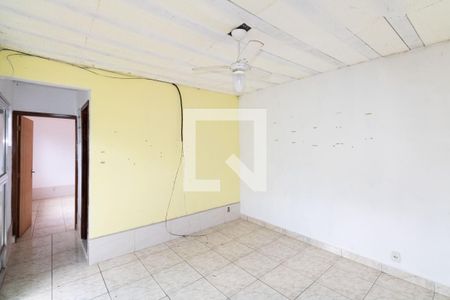 Sala de casa para alugar com 1 quarto, 60m² em Guaratiba, Rio de Janeiro