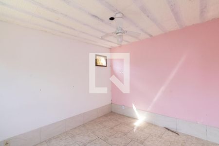 Quarto de casa para alugar com 1 quarto, 60m² em Guaratiba, Rio de Janeiro