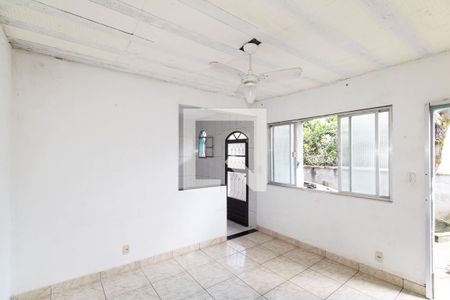 Sala de casa para alugar com 1 quarto, 60m² em Guaratiba, Rio de Janeiro