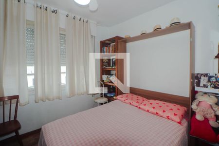 Quarto 2 de apartamento para alugar com 2 quartos, 68m² em Vila Ipiranga, Porto Alegre