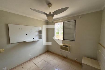 Dormitório 01 de apartamento para alugar com 2 quartos, 45m² em Sumarezinho, Ribeirão Preto