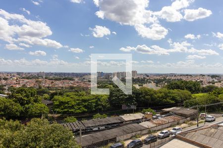 Sala vista de apartamento para alugar com 2 quartos, 75m² em Bonfim, Campinas