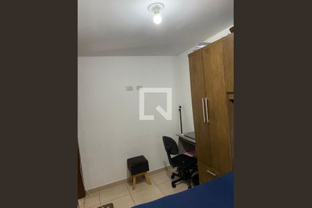 Quarto 1 de casa para alugar com 2 quartos, 50m² em Metalúrgicos, Osasco