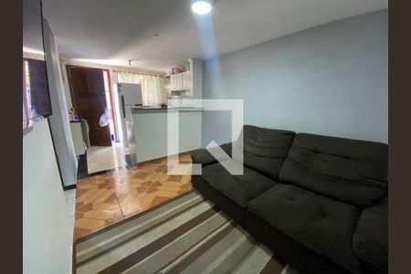 Sala de casa para alugar com 2 quartos, 50m² em Metalúrgicos, Osasco