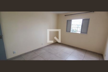 Quarto de casa para alugar com 1 quarto, 45m² em Jardim Record, Taboão da Serra