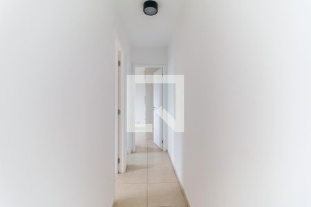 Corredor de apartamento para alugar com 2 quartos, 49m² em Loteamento Mogilar, Mogi das Cruzes