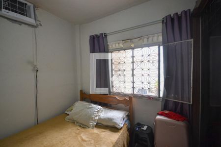 Quarto de casa para alugar com 1 quarto, 70m² em Olinda, Nilópolis