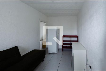 Sala de kitnet/studio para alugar com 1 quarto, 60m² em Caiçaras, Belo Horizonte