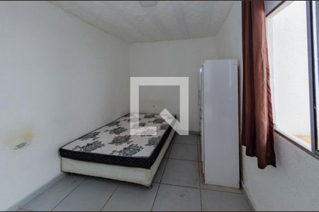 Quarto de kitnet/studio para alugar com 1 quarto, 60m² em Caiçaras, Belo Horizonte