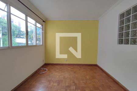 Sala de apartamento à venda com 2 quartos, 70m² em Vila Itapura, Campinas