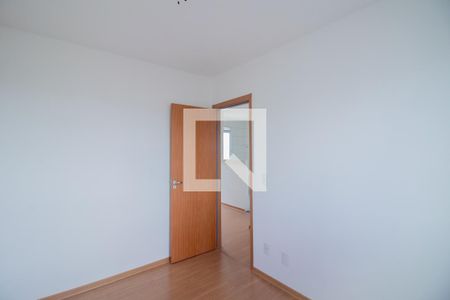 Quarto de apartamento à venda com 2 quartos, 41m² em Três Barras, Contagem