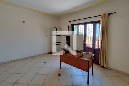 Sala de TV de casa à venda com 4 quartos, 320m² em Jardim Novo Campos Eliseos, Campinas