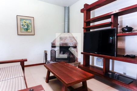 Sala de TV de casa à venda com 2 quartos, 100m² em Sede, Brumadinho