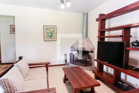 Sala de TV de casa à venda com 2 quartos, 100m² em Sede, Brumadinho