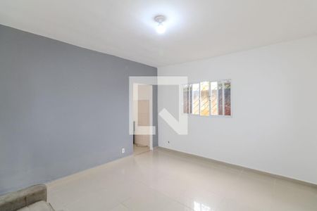 Sala de casa para alugar com 1 quarto, 65m² em Guaratiba, Rio de Janeiro