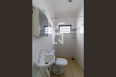 Banheiro de casa para alugar com 1 quarto, 60m² em Vila Rossi Borghi E Siqueira, Campinas