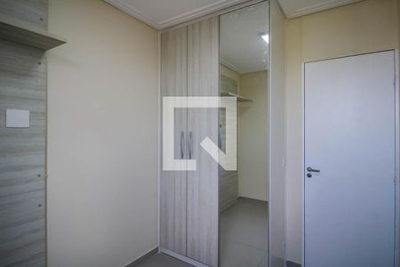 Quarto 1 de apartamento para alugar com 3 quartos, 57m² em Vila Pirajussara, São Paulo