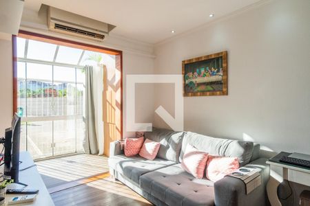 Sala de apartamento à venda com 2 quartos, 55m² em Vila Nova, Porto Alegre