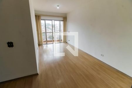 Sala de apartamento para alugar com 3 quartos, 75m² em Vila Pirajussara, São Paulo