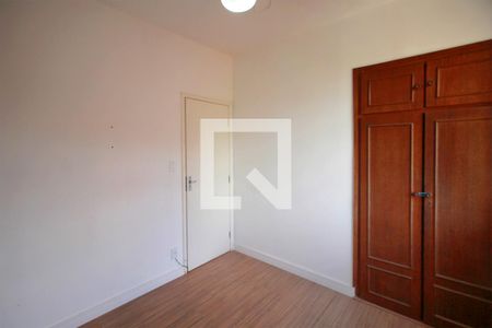 Quarto 1 de apartamento para alugar com 2 quartos, 55m² em Santa Efigênia, Belo Horizonte