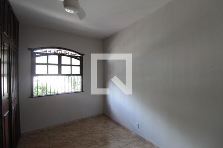 Quarto 1 de casa para alugar com 3 quartos, 130m² em Santa Terezinha, Belo Horizonte