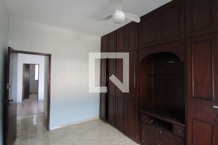 Quarto 1 de casa para alugar com 3 quartos, 130m² em Santa Terezinha, Belo Horizonte