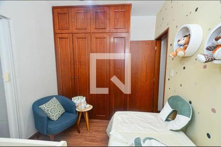 Quarto de apartamento à venda com 3 quartos, 85m² em Sagrada Família, Belo Horizonte