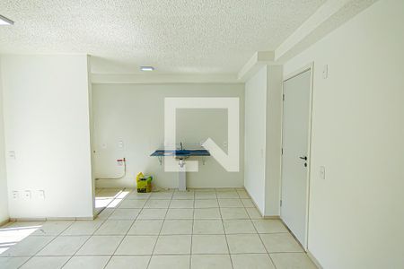 sala de apartamento para alugar com 2 quartos, 43m² em Curicica, Rio de Janeiro