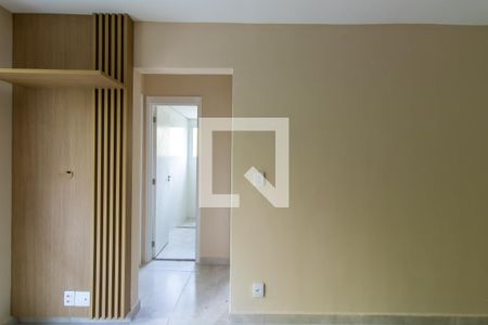 Sala de apartamento para alugar com 2 quartos, 67m² em Jardim Pioneira, Cotia