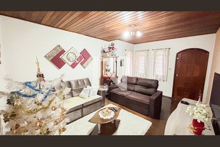 Sala de casa para alugar com 3 quartos, 220m² em Jardim Rina, Santo André