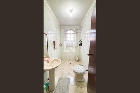 Lavabo de casa para alugar com 3 quartos, 220m² em Jardim Rina, Santo André