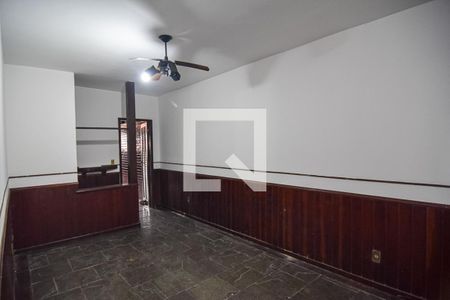 Sala de casa à venda com 3 quartos, 200m² em Serra Grande, Niterói