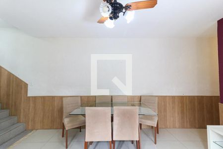 Sala de casa à venda com 4 quartos, 160m² em Pilares, Rio de Janeiro