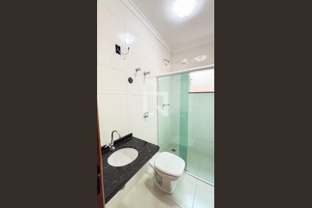 Banheiro da Suíte de apartamento para alugar com 3 quartos, 85m² em Parque das Nações, Santo André