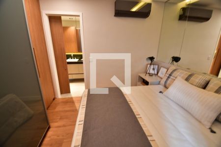 Quarto Suíte de apartamento à venda com 1 quarto, 52m² em Cambuí, Campinas