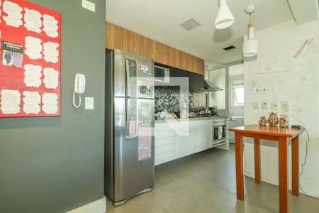 Cozinha de apartamento para alugar com 3 quartos, 83m² em Independência, Porto Alegre