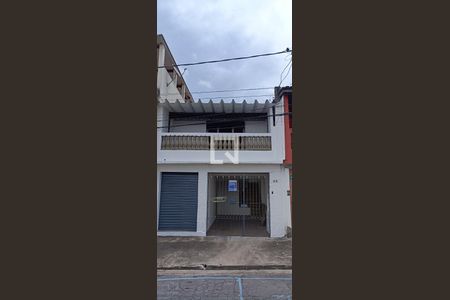 Fachada de casa para alugar com 3 quartos, 119m² em Jardim Vista Alegre, Embu das Artes