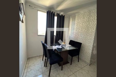 Apartamento à venda com 2 quartos, 48m² em Parque Sao Vicente, Santo André