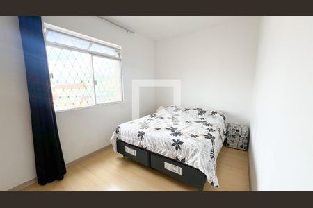 Quarto de apartamento à venda com 3 quartos, 60m² em Alto Caiçaras, Belo Horizonte