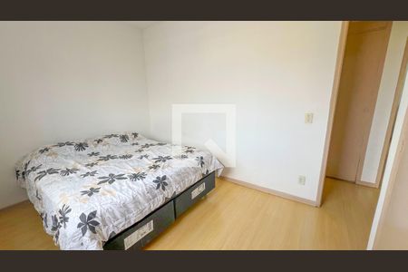 Quarto de apartamento à venda com 3 quartos, 60m² em Alto Caiçaras, Belo Horizonte