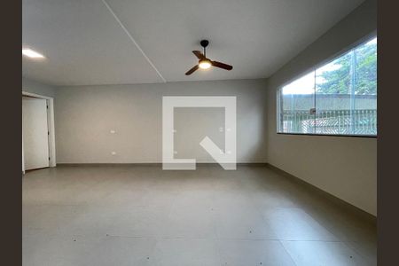 Sala de casa para alugar com 3 quartos, 80m² em Butantã, São Paulo