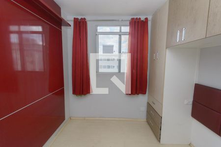 Quarto 1 de apartamento para alugar com 2 quartos, 44m² em Camargos, Belo Horizonte