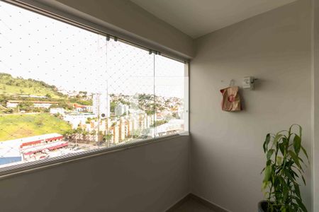 Varanda da Sala de apartamento à venda com 2 quartos, 66m² em Castelo, Belo Horizonte