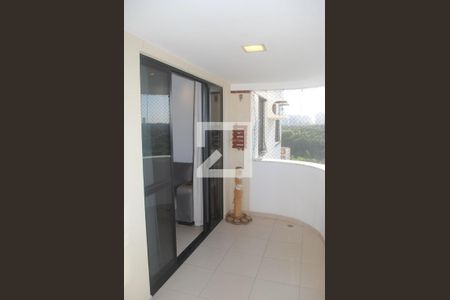 Varanda da Sala de apartamento para alugar com 2 quartos, 58m² em Imbuí, Salvador