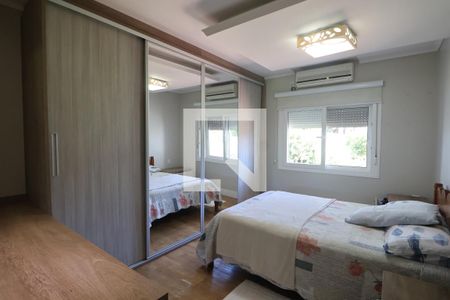 Quarto 1 de casa para alugar com 3 quartos, 230m² em Niterói, Canoas