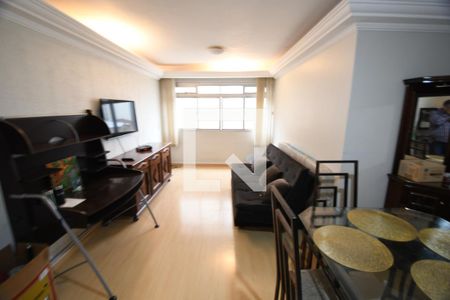 Sala de apartamento à venda com 2 quartos, 82m² em Centro, Campinas