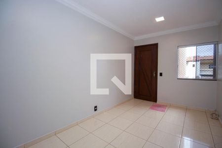 Sala de apartamento para alugar com 3 quartos, 79m² em Qnd 25, Brasília