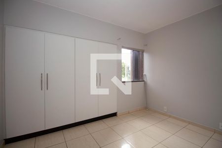 Quarto 1 de apartamento para alugar com 3 quartos, 79m² em Qnd 25, Brasília