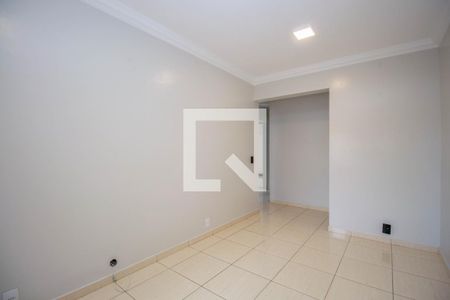 Sala de apartamento para alugar com 3 quartos, 79m² em Qnd 25, Brasília