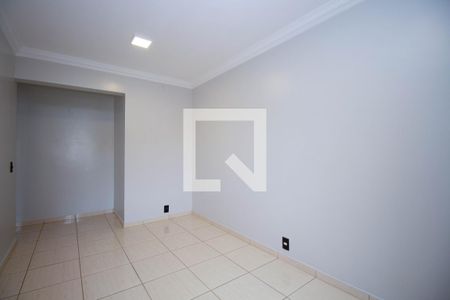 Sala de apartamento para alugar com 3 quartos, 79m² em Qnd 25, Brasília